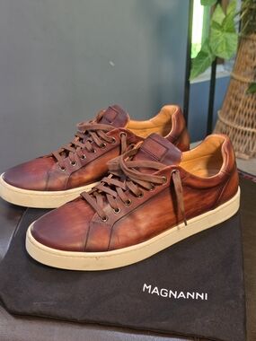 MADE IN SPAIN LUXURY MAGNANNI COGNAC LEATHER LOW TOP SNEAKERS 11.5